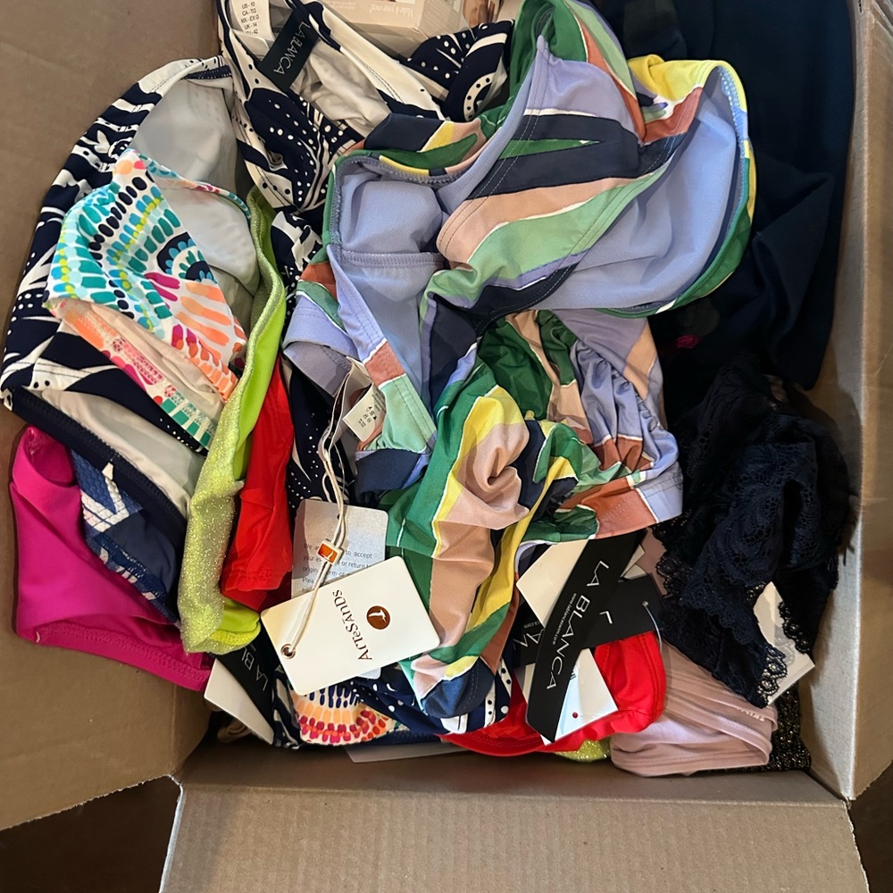 NWT Nordstrom/Macy’s Wholesale Lot: Swim separates, sleep/loungeand accessories